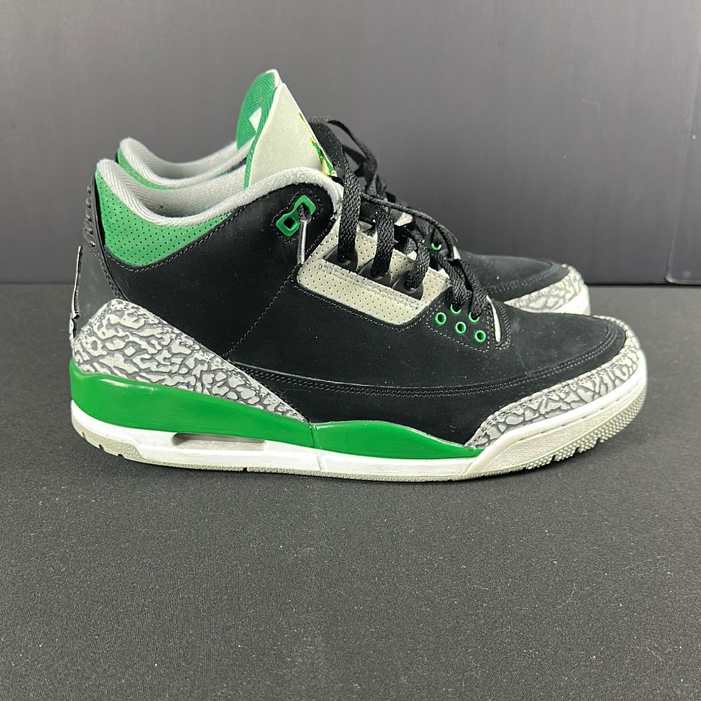 AIR JORDAN 3 RETRO BLACK/PINE GREEN-SILVER-WHITE